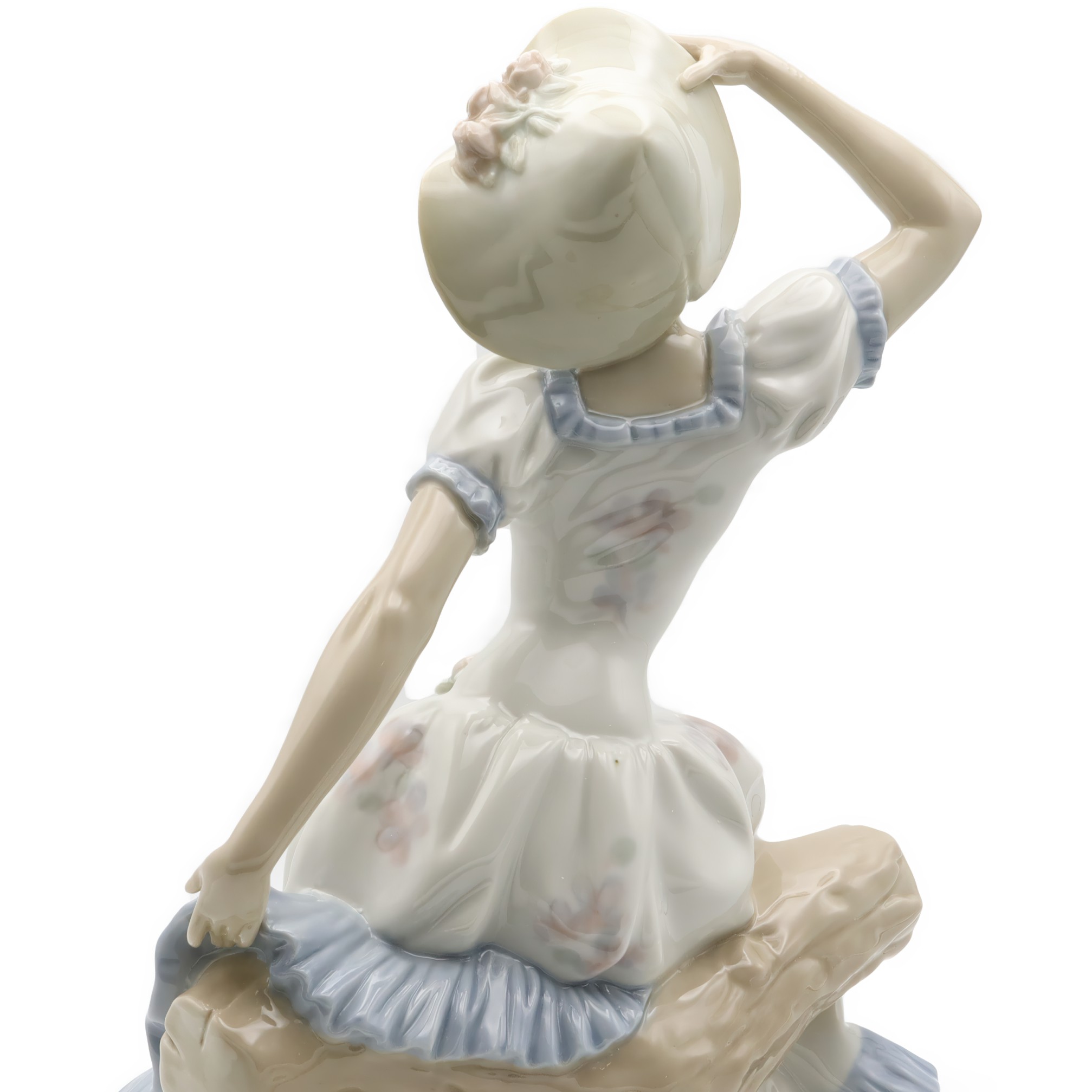 Lladro ZAPHIR Figurine, Springtime Serenade Lady In Blue, Elegant Woman Porcelain Hand Painted